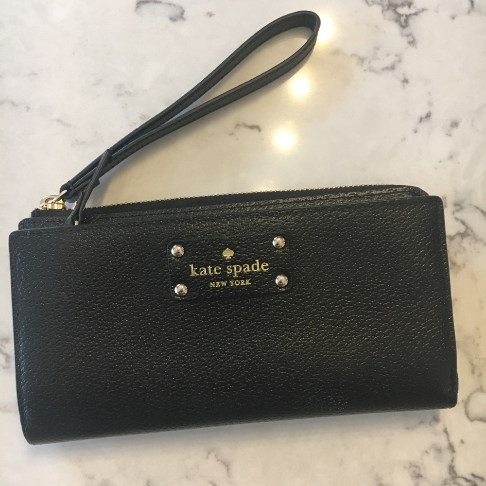 Kate Spade wallet / smart phone wristlet